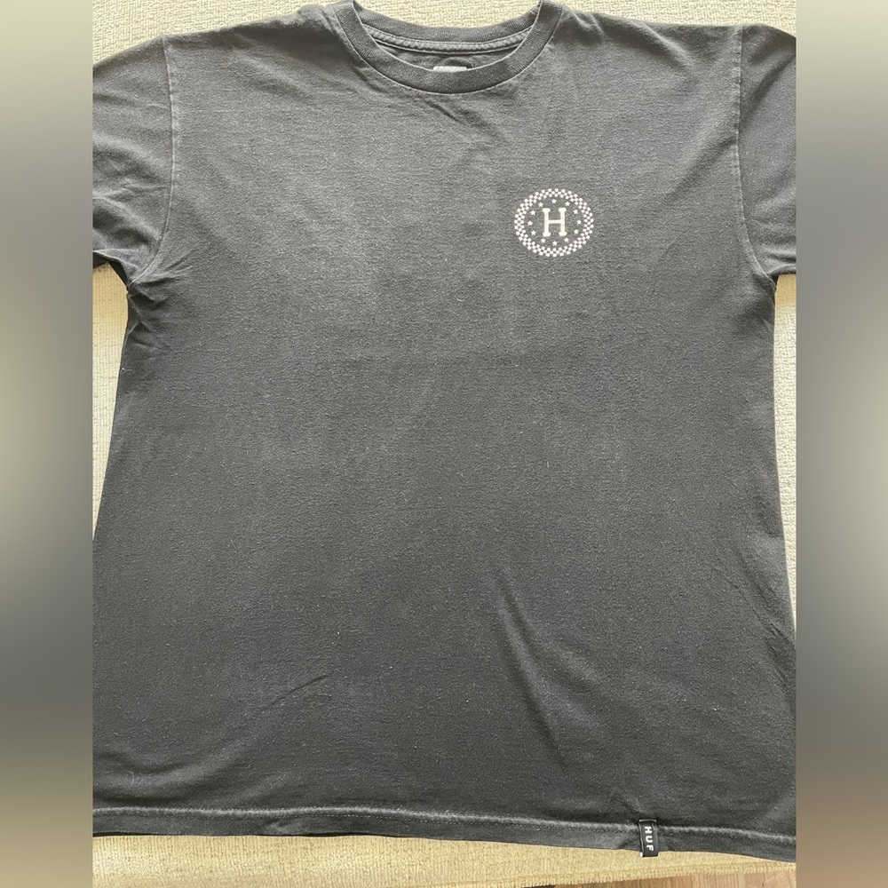 Black Huff Tee